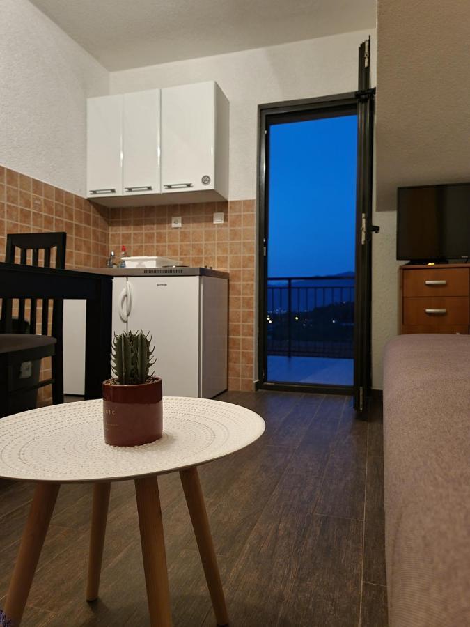 Apartments Vranes Tivat Zewnętrze zdjęcie